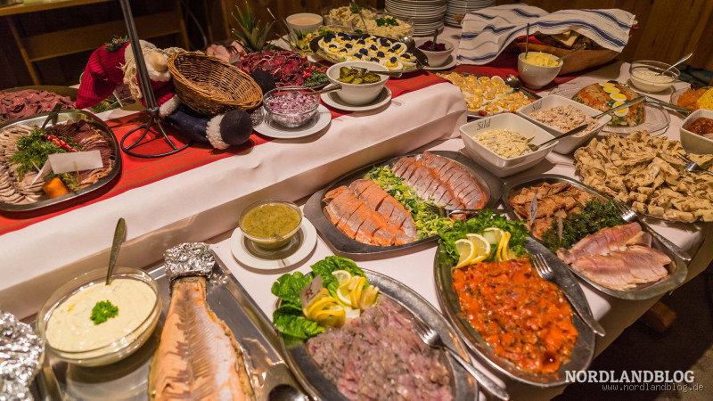 Was gibt es in Norwegen an Weihnachten zu essen? Entdecken Sie traditionelle Gerichte und festliche Genüsse!"
