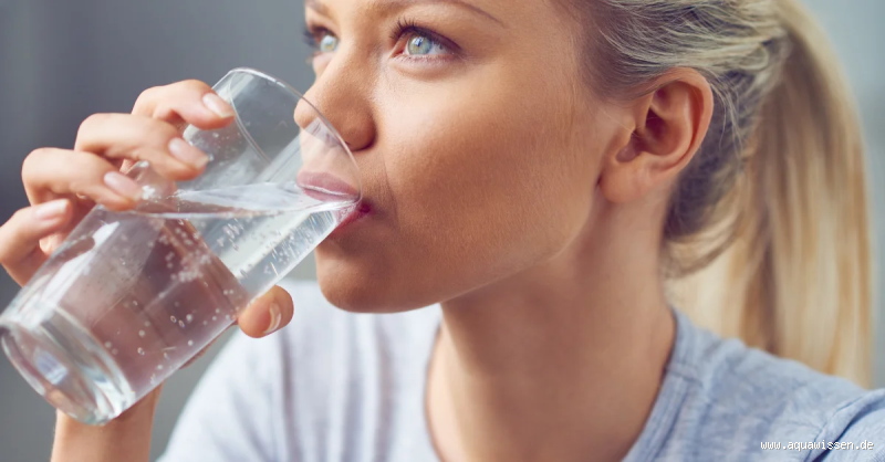 Ist es schlecht, zu viel Wasser zu trinken? Die ganze Wahrheit