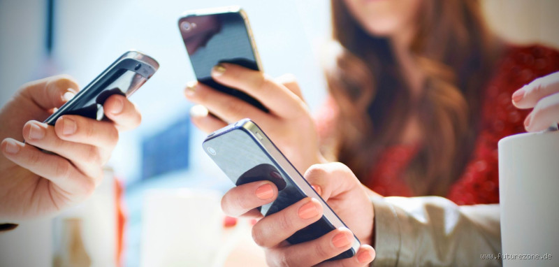 Was passiert mit den Augen wenn man zu viel am Handy ist? Warum dein Bildschirmblick mehr macht als nur müde Augen