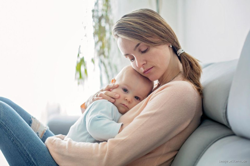Wie kuschelt man mit Baby? Tipps für liebevolle Nähe und Geborgenheit