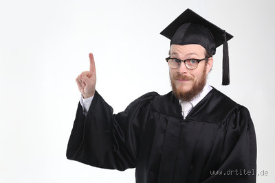 Wird ein PhD in Deutschland anerkannt? Alles, was du wissen musst, um deinen akademischen Titel in Deutschland erfolgreich anzuerkennen